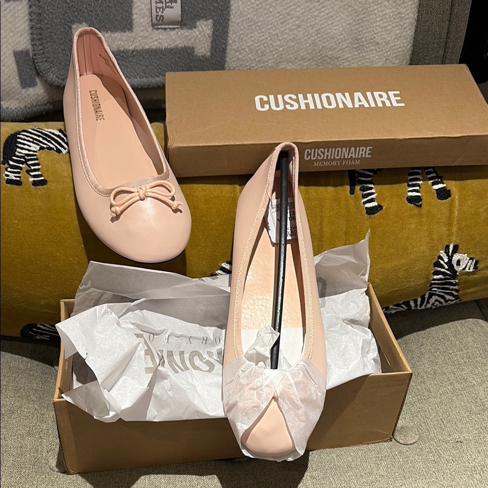 Cushionaire Pink Flats with Bow Detail